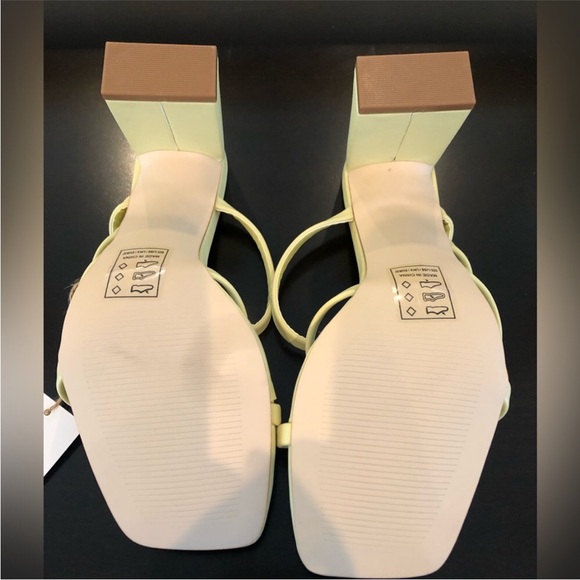 NWT strappy heels - Picture 5 of 6